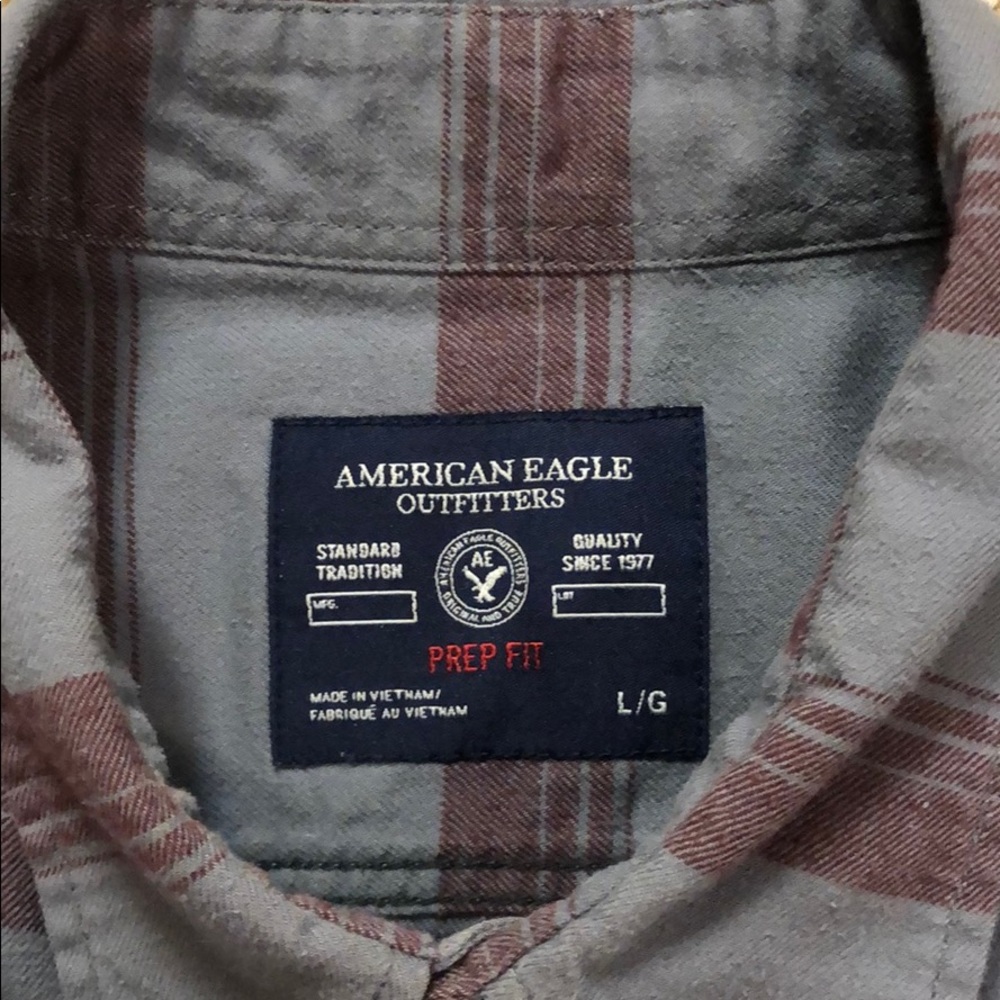 American Eagle Prep Fit Button Down Large - image 4